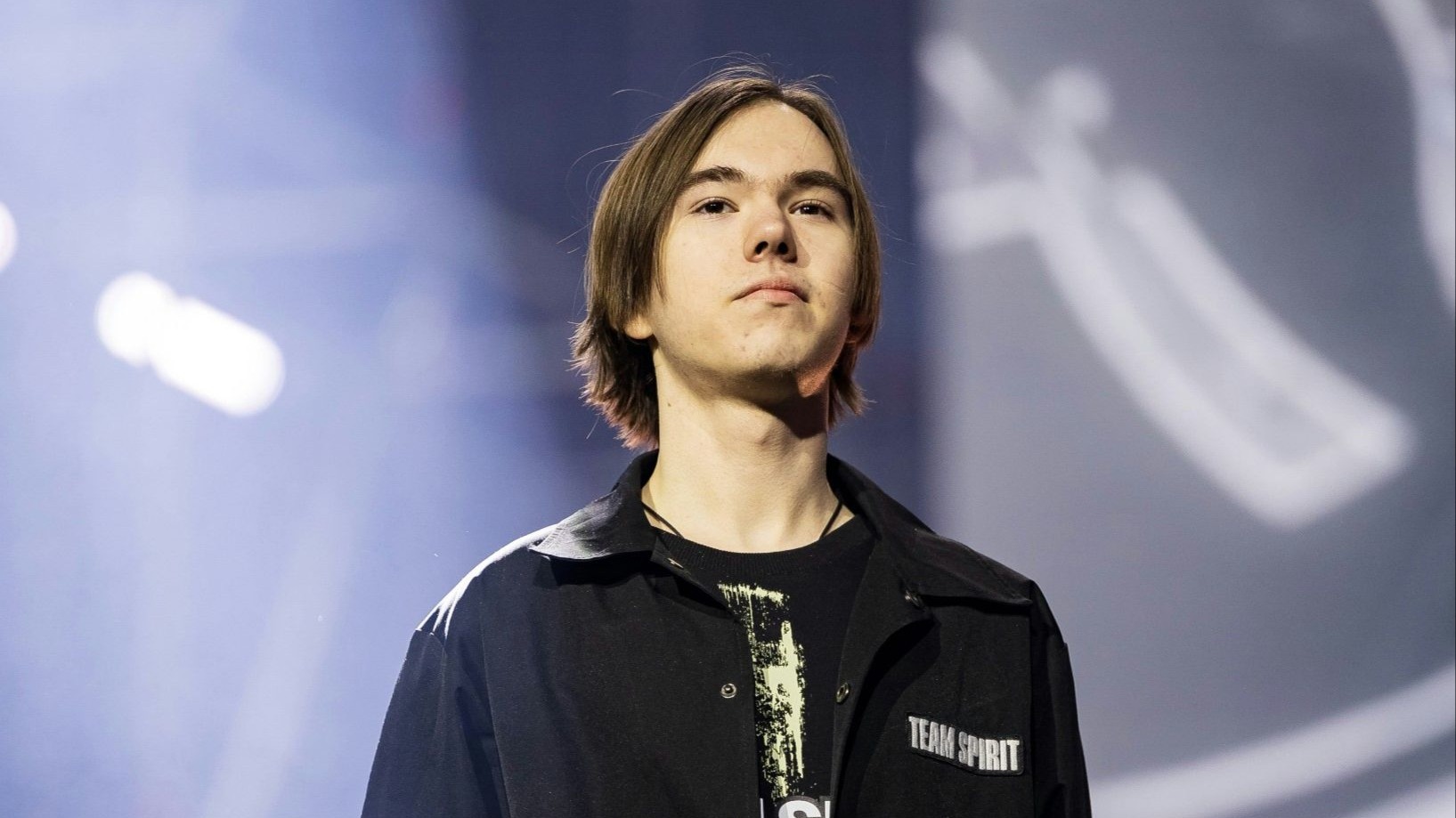 JDG赛后群访 Kanavi：第一局想玩一把芮尔打野 所以就选了