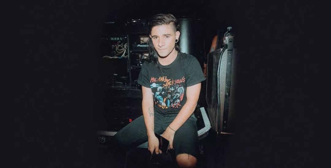 Life谈英雄池： 会根据FPX阵容需要去做搭配 有经验所以玩的多