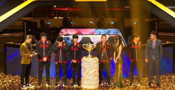 Fnatic 和 Gentle Mates 在 VCT 2025： EMEA Stage 1 开局时取得胜利