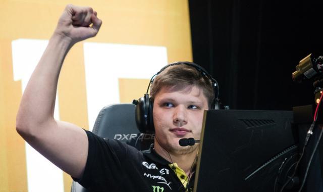 Team WE 是冠军！ Team WE 击败了 Anyone's Legend ，赢得了新赛季的第一场小比赛胜利